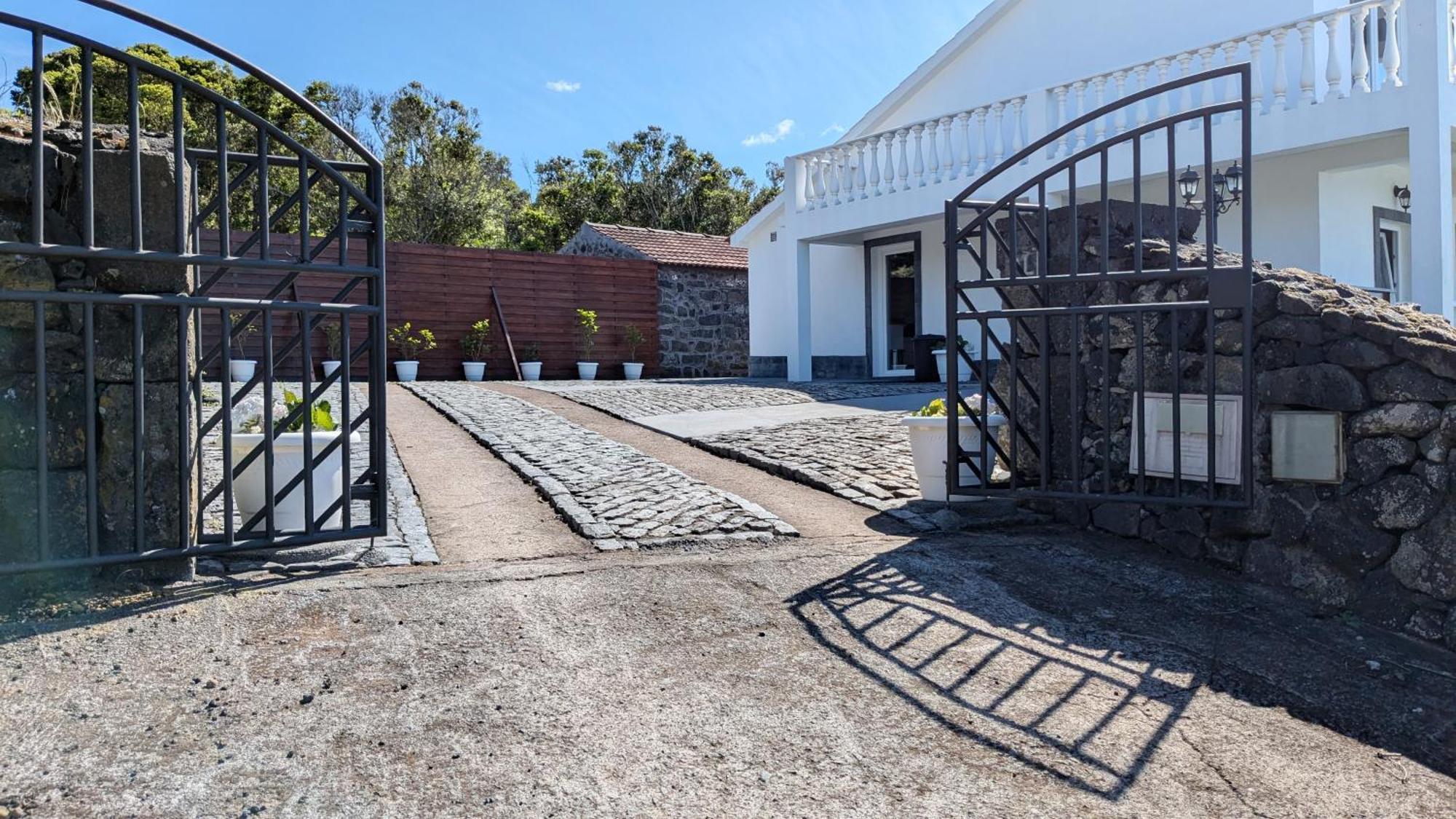 Villa Capelinhos Capelo Exterior photo